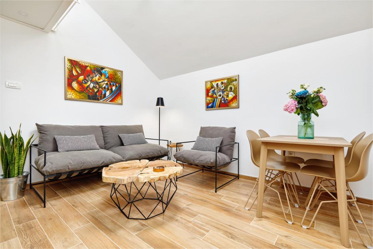 טיווט 42° North Apartments מראה חיצוני תמונה